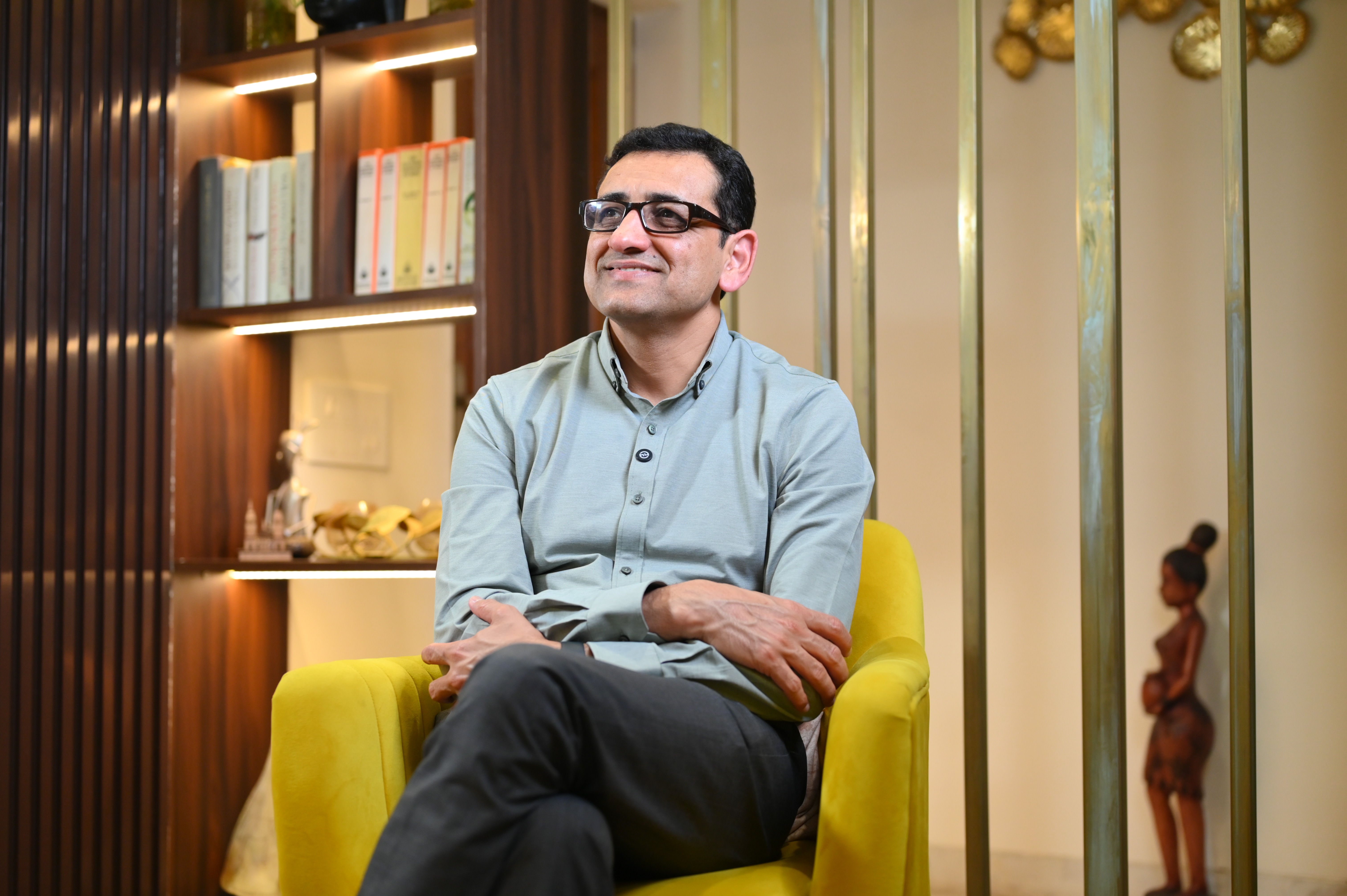 Achieve Your Dreams: Top Orthopedic Surgeon Dr. Rajeev Verma (Manipal, Dwarka) Shares Crucial Video on Beating Arthritis Pain